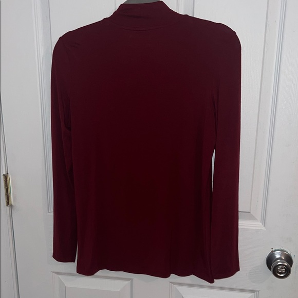 Tahari Burgundy Turtleneck Top - NWT - Picture 4 of 4